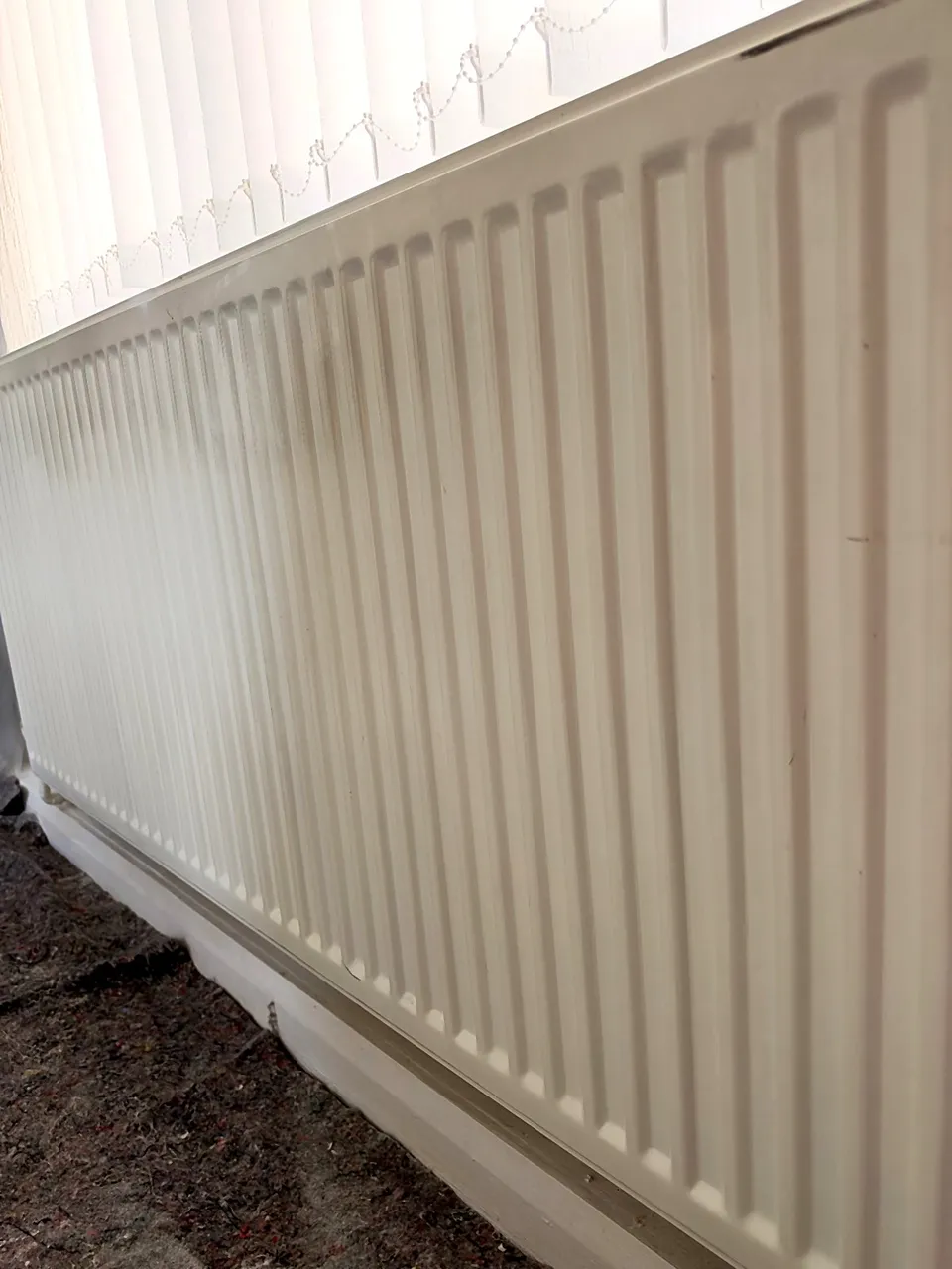 Before: tired, yellowed radiator